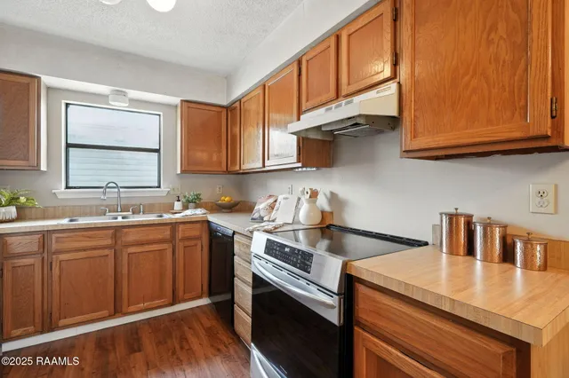 $70,000 | 100 Teal Lane, Unit 49, Lafayette, LA 70507