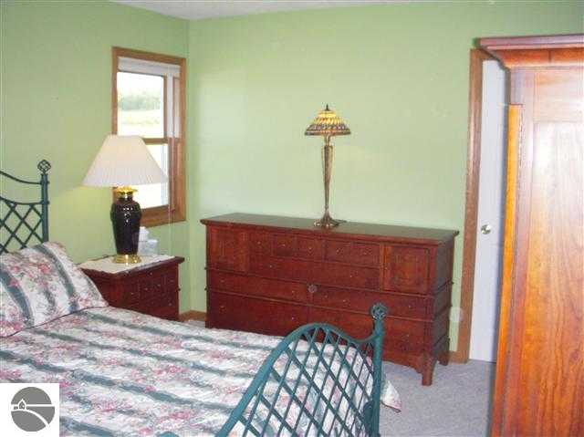 3034 North Setterbo Road Suttons Bay, MI 49682 - Photo 14 of 20 1744397-13.JPG