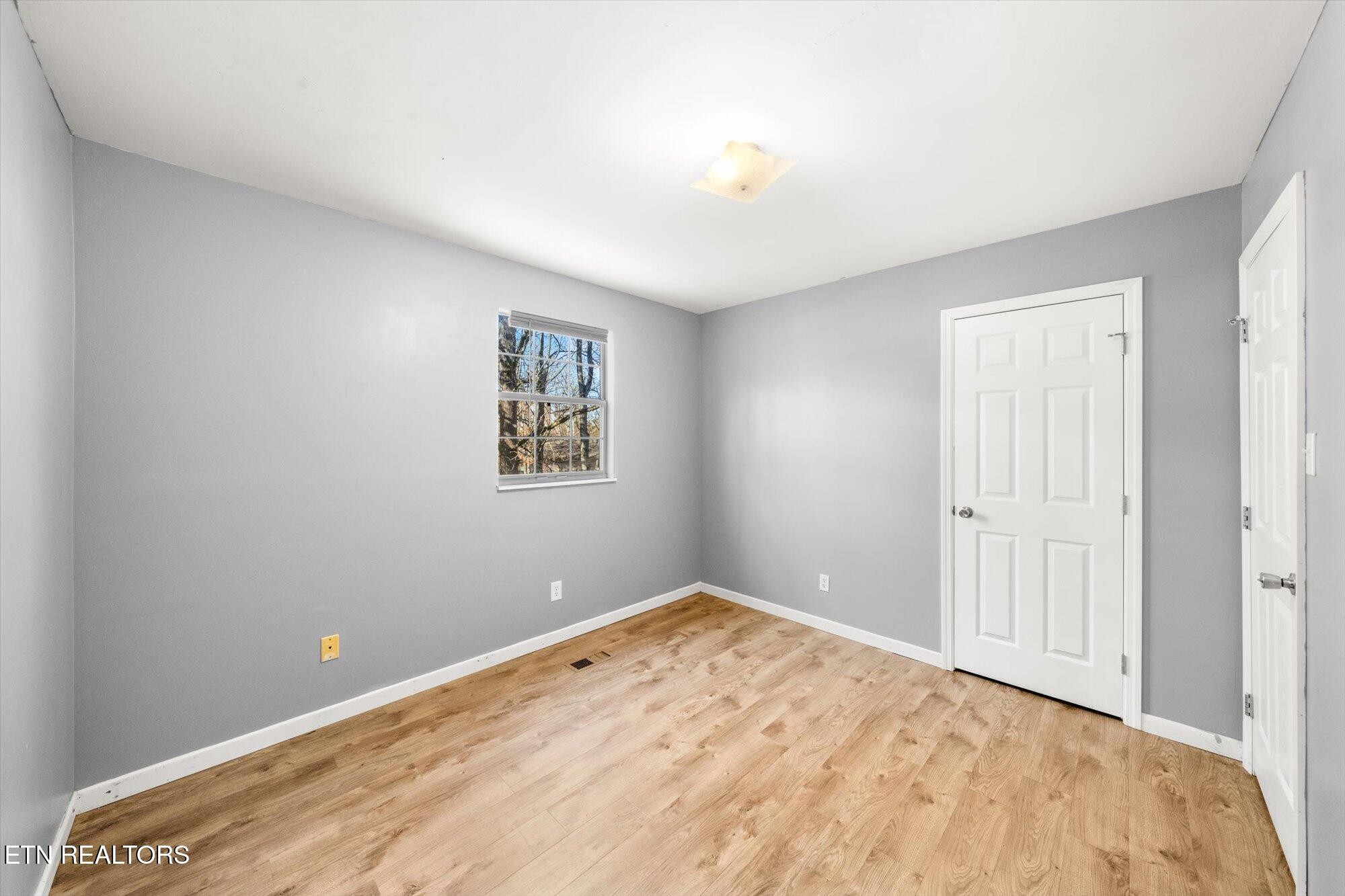 437 Oran Road Knoxville, TN 37934 - Photo 15 of 20 wooden floor in a room
