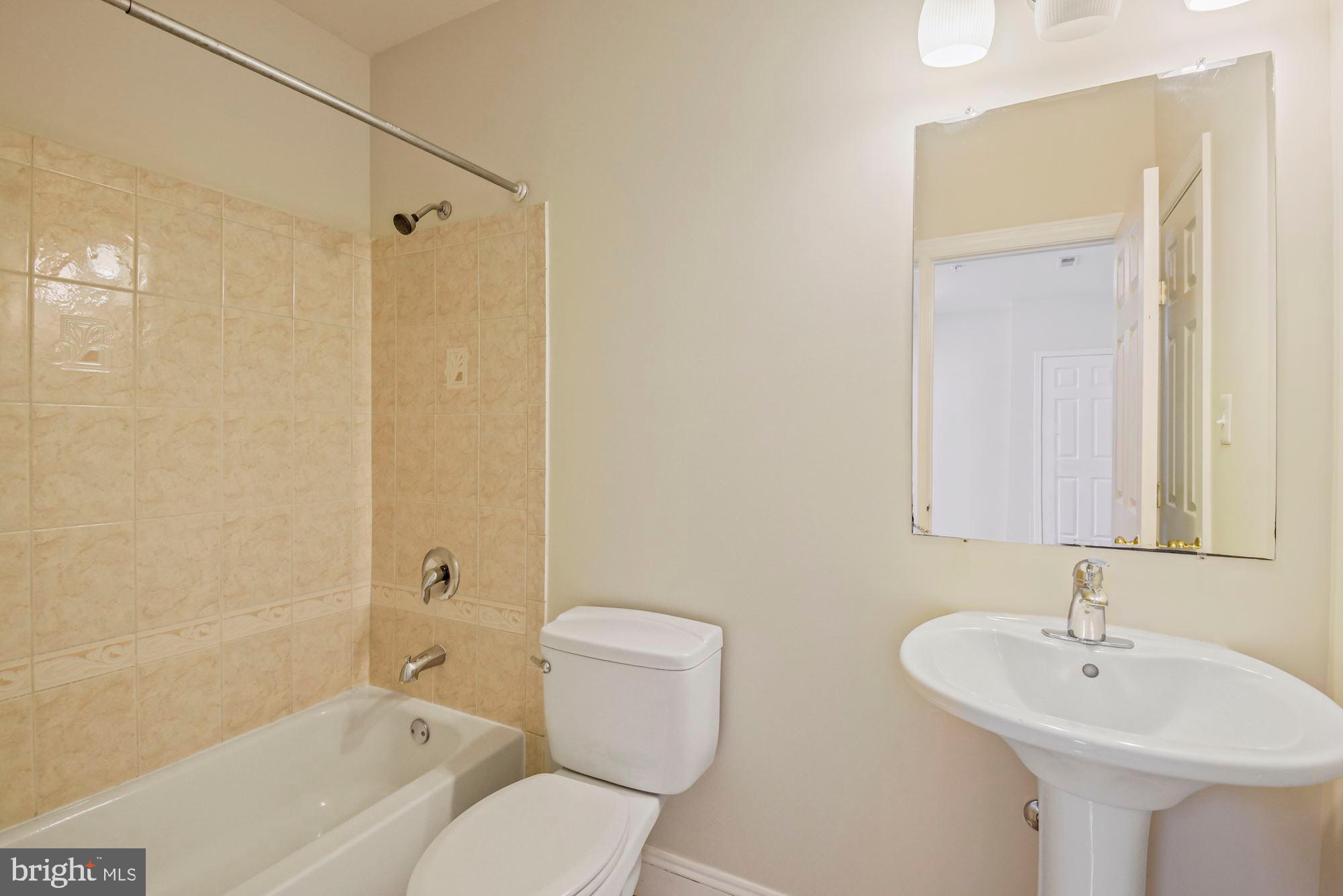 18320 Tapwood Road Boyds, MD 20841 - Photo 32 of 35 full lower level bath