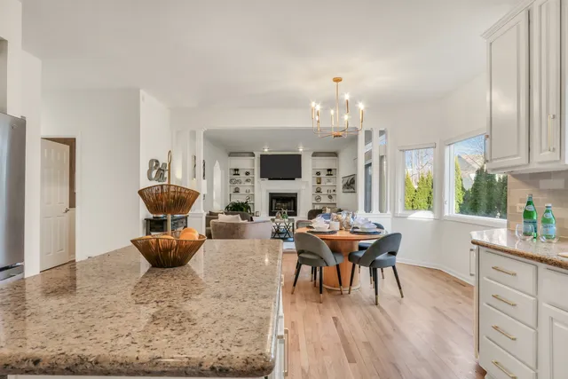 $615,000 | 767 Aster Drive, Gurnee, IL 60031