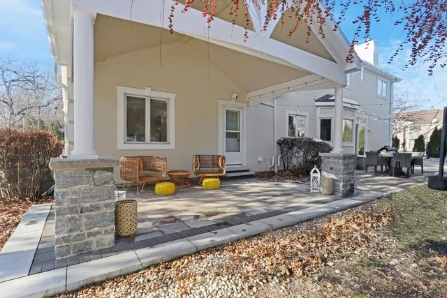 $615,000 | 767 Aster Drive, Gurnee, IL 60031