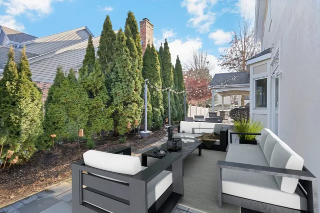 $615,000 | 767 Aster Drive, Gurnee, IL 60031