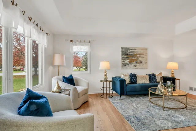 $615,000 | 767 Aster Drive, Gurnee, IL 60031