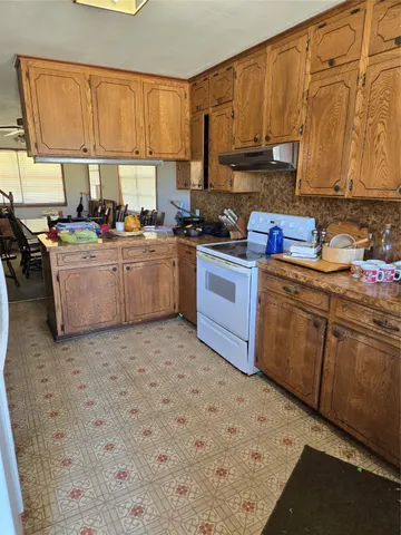 $399,000 | 629 North Leona Boulevard, Leona, TX 75850