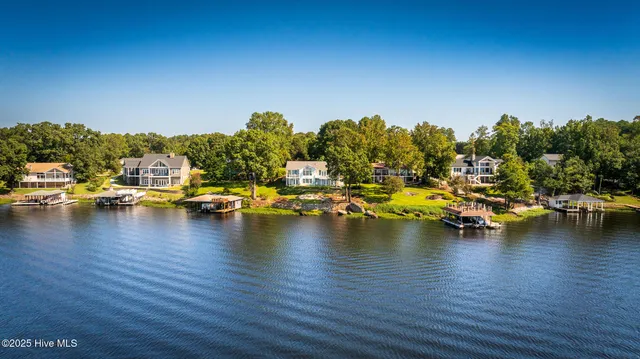 $1,675,000 | 175 Paradise Drive, Henrico, NC 27842