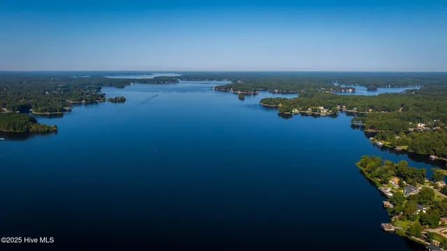 $1,675,000 | 175 Paradise Drive, Henrico, NC 27842