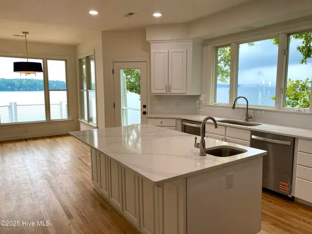 $1,675,000 | 175 Paradise Drive, Henrico, NC 27842