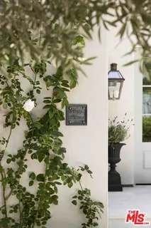 $5,850,000 | 419 Huntley Drive, West Hollywood, CA 90048