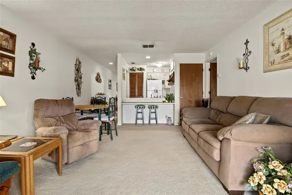 $139,000 | 6138 Topher Trail, Unit 1, Mulberry, FL 33860