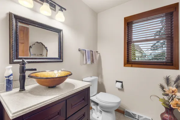 $425,000 | 1955 West Baraboo Circle, De Pere, WI 54115