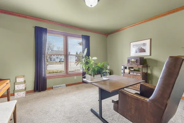 $425,000 | 1955 West Baraboo Circle, De Pere, WI 54115