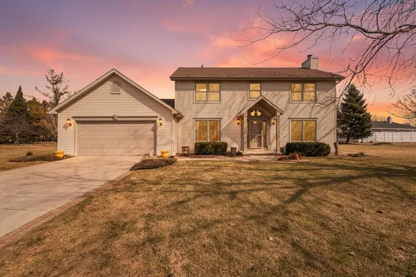$425,000 | 1955 West Baraboo Circle, De Pere, WI 54115