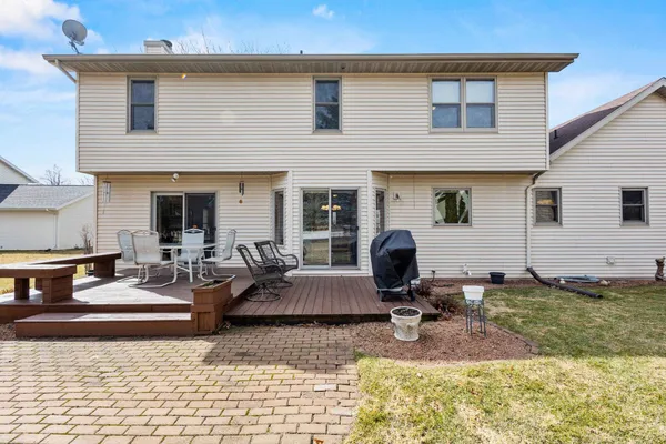 $425,000 | 1955 West Baraboo Circle, De Pere, WI 54115