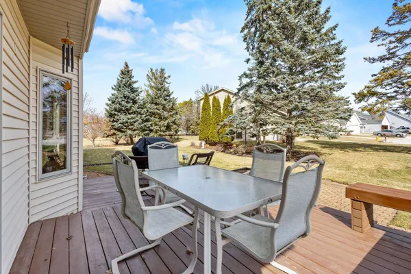 $425,000 | 1955 West Baraboo Circle, De Pere, WI 54115