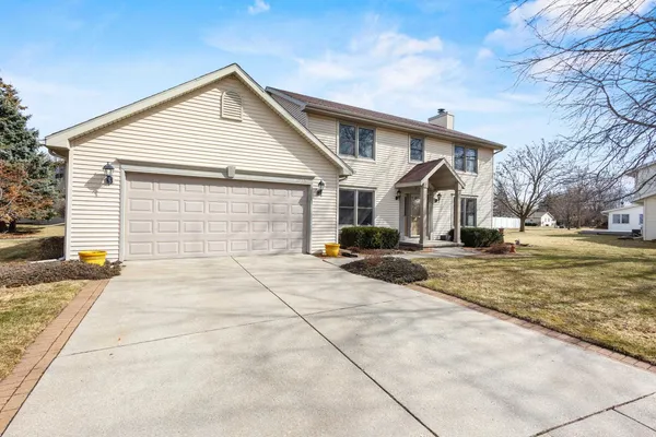 $425,000 | 1955 West Baraboo Circle, De Pere, WI 54115