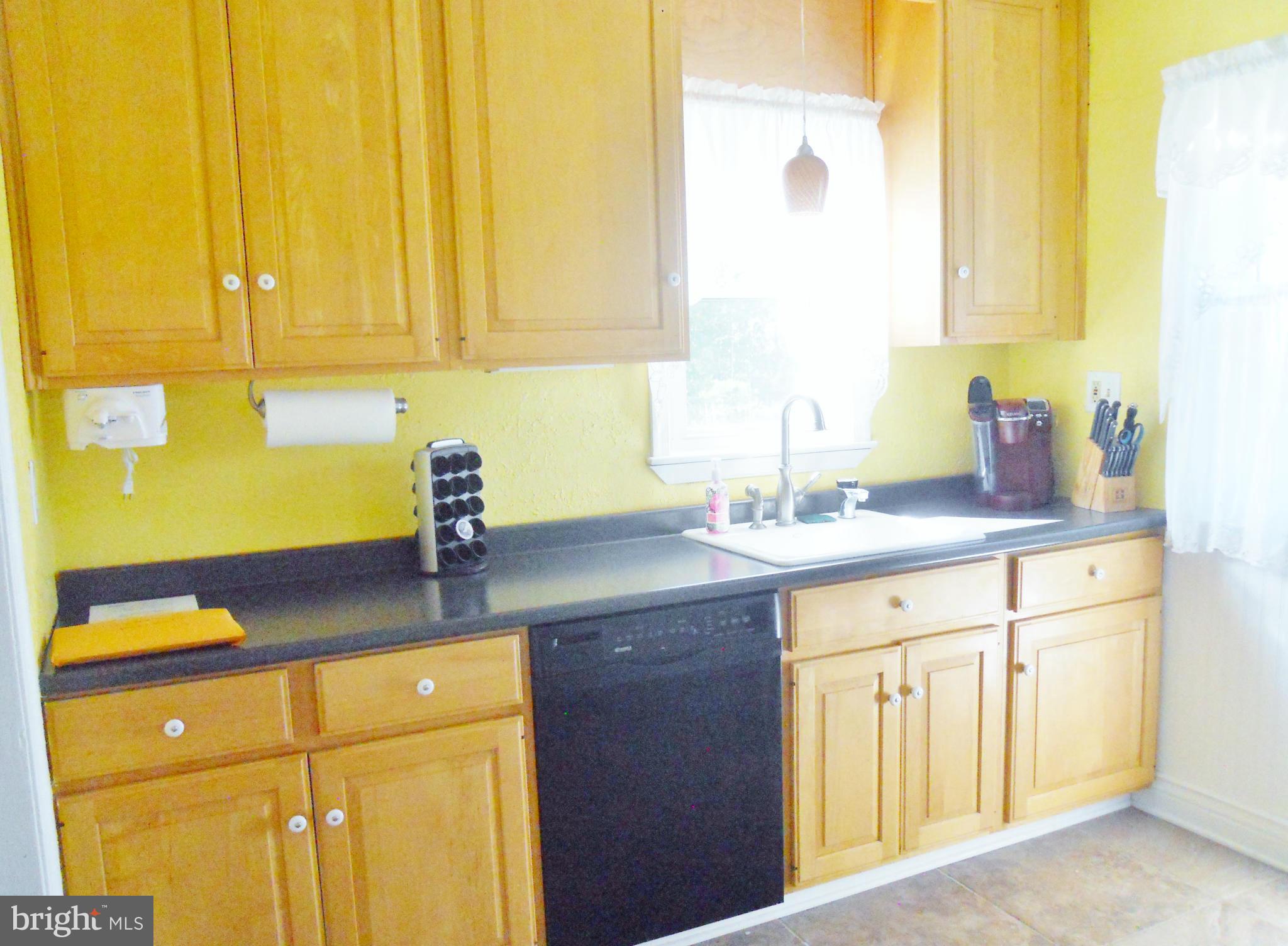 2774 Strasburg Road Front Royal, VA 22630 - Photo 11 of 30 Kitchen