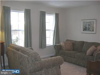 6177 German Road Pipersville, PA 18947 - Photo 2 of 12 Living Room