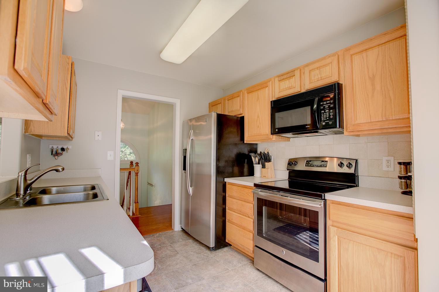 22 Ridge Road Stafford, VA 22556 - Photo 7 of 28 Kitchen