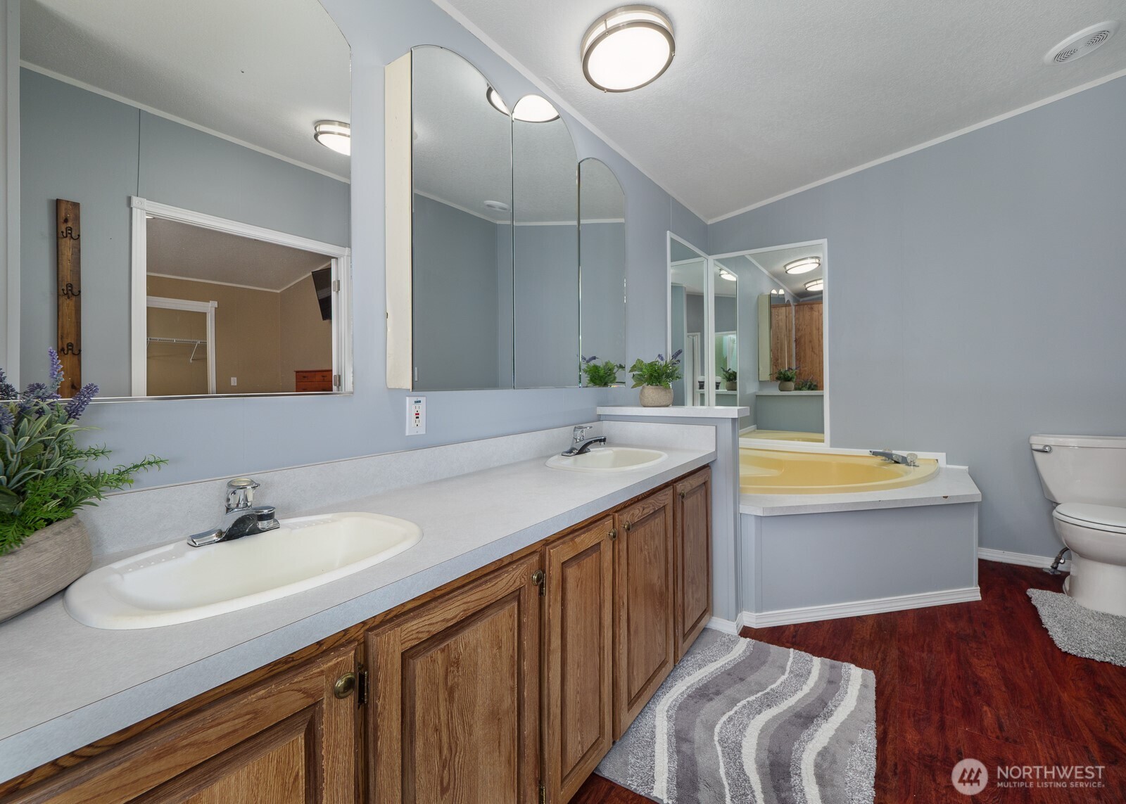 3360 Woodcock Road Sequim, WA 98382 - Photo 12 of 40