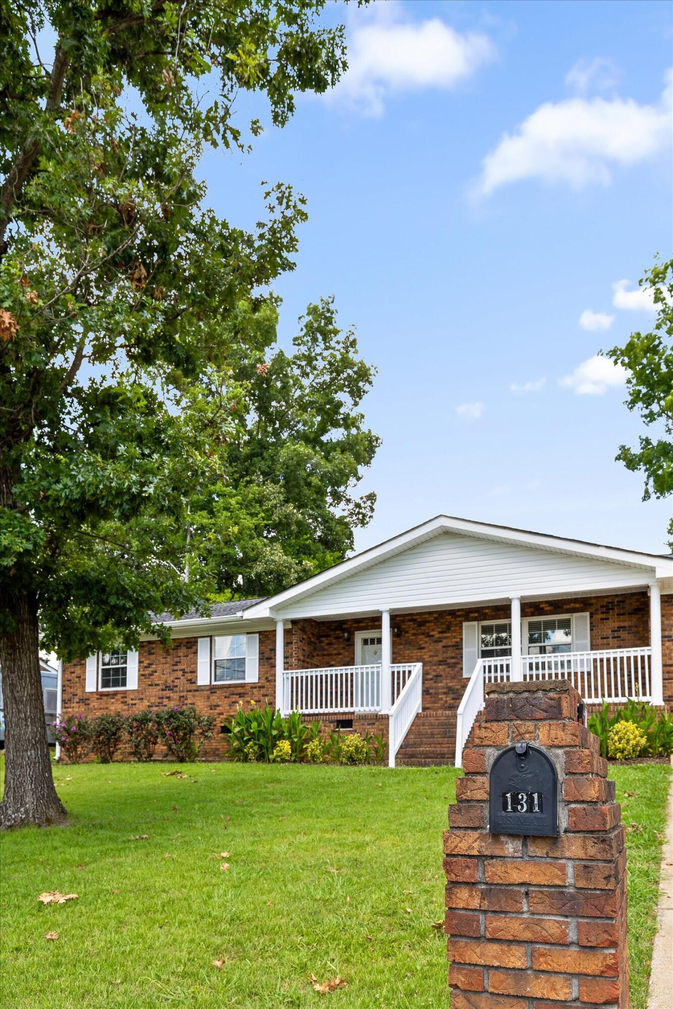 131 General Hays Road Fort Oglethorpe, GA 30742 - Photo 3 of 38 131 General Hays Rd.