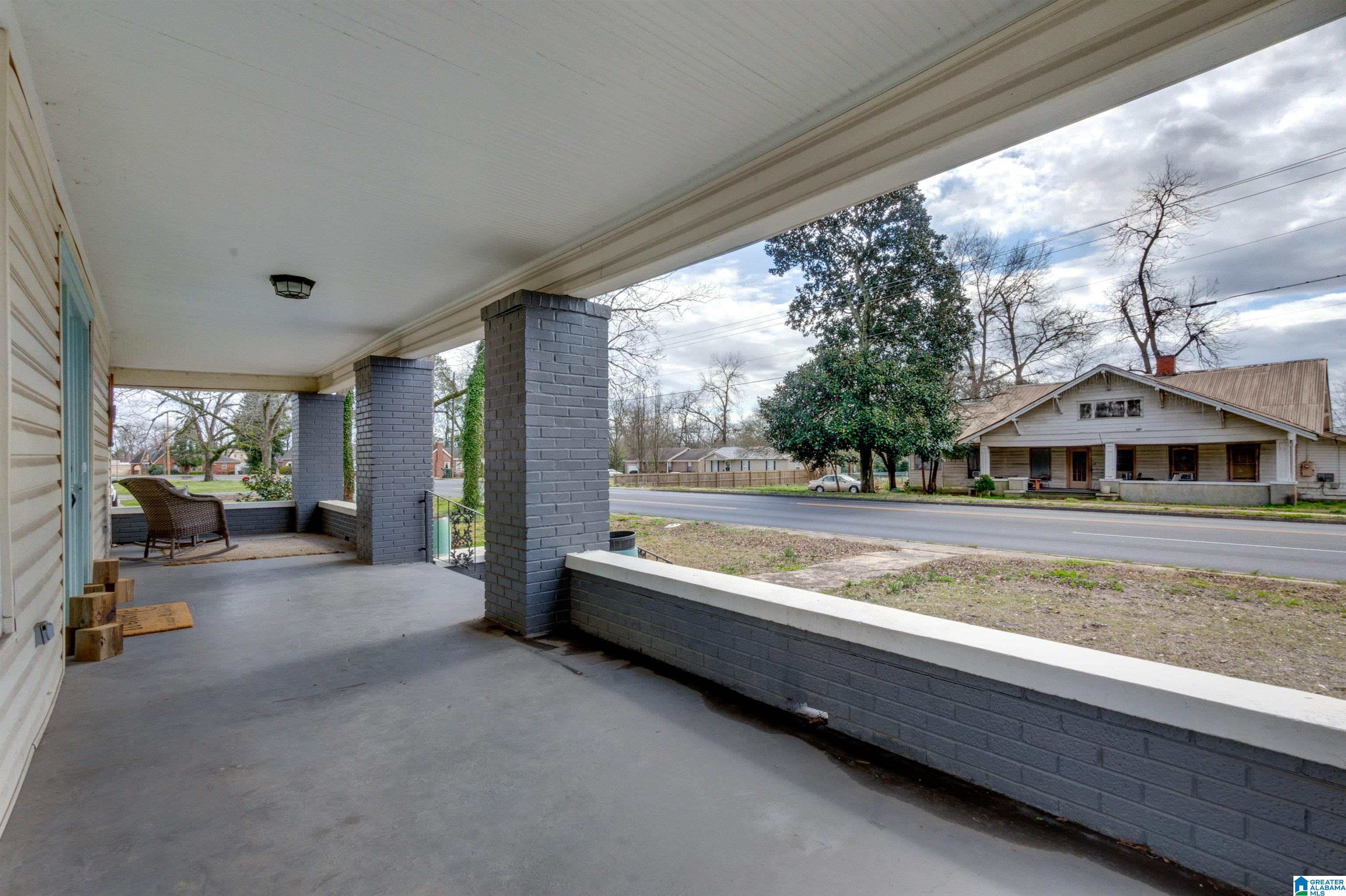 1102 4th Avenue North Clanton, AL 35045 - Photo 7 of 39