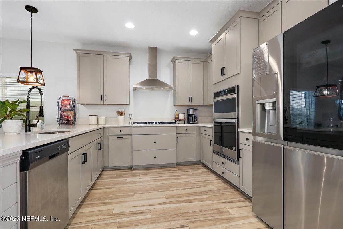 653 Ivory Palm Road Orange Park, FL 32073 - Photo 5 of 33 05-Kitchen