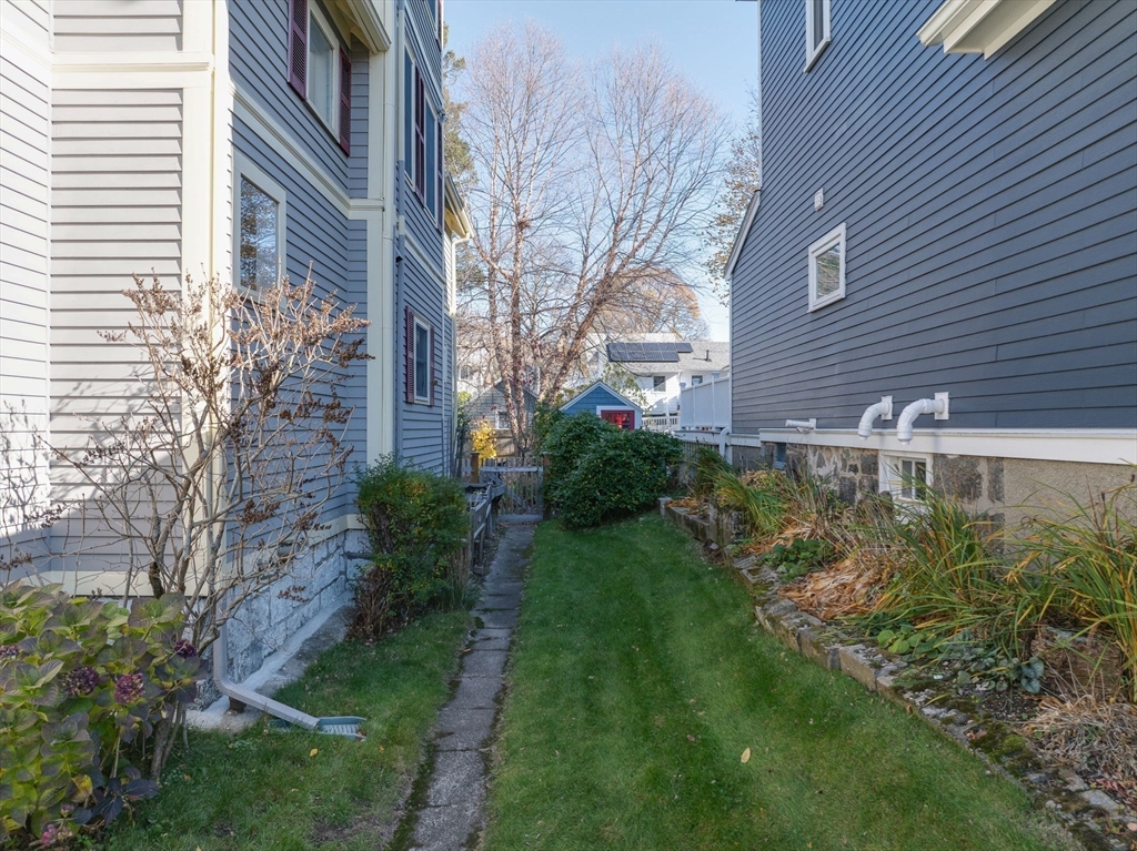 79 Florence Avenue Melrose, MA 02176 - Photo 29 of 35 a aerial view of a house
