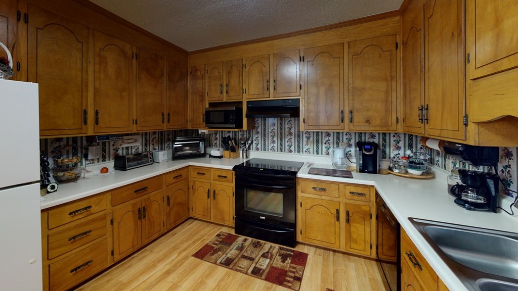 3307 Cathy Lou Road Dothan, AL 36303 - Photo 6 of 25 Kitchen