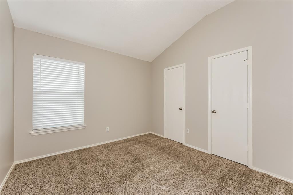 7425 Snow Ridge Drive Fort Worth, TX 76133 - Photo 14 of 18