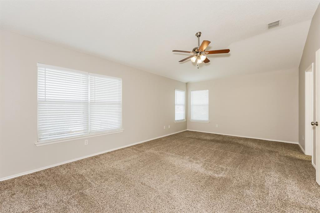 7425 Snow Ridge Drive Fort Worth, TX 76133 - Photo 10 of 18