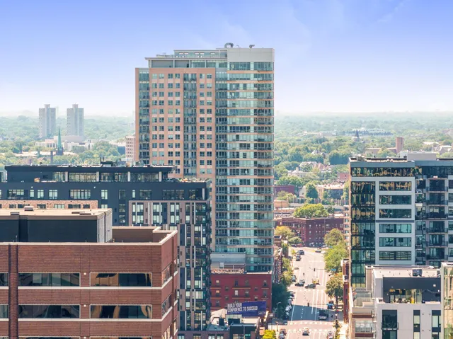 $4,995 | 929 Portland Avenue, Unit 2501, Minneapolis, MN 55404