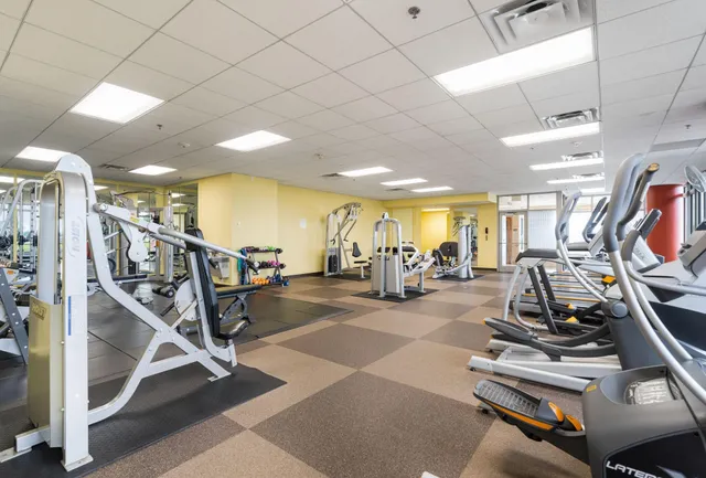 $4,995 | 929 Portland Avenue, Unit 2501, Minneapolis, MN 55404