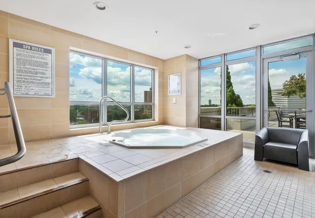 $4,995 | 929 Portland Avenue, Unit 2501, Minneapolis, MN 55404