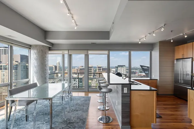 $4,995 | 929 Portland Avenue, Unit 2501, Minneapolis, MN 55404