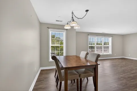 $299,000 | 428 Lafayette Road, Unit 403, Hampton, NH 03842
