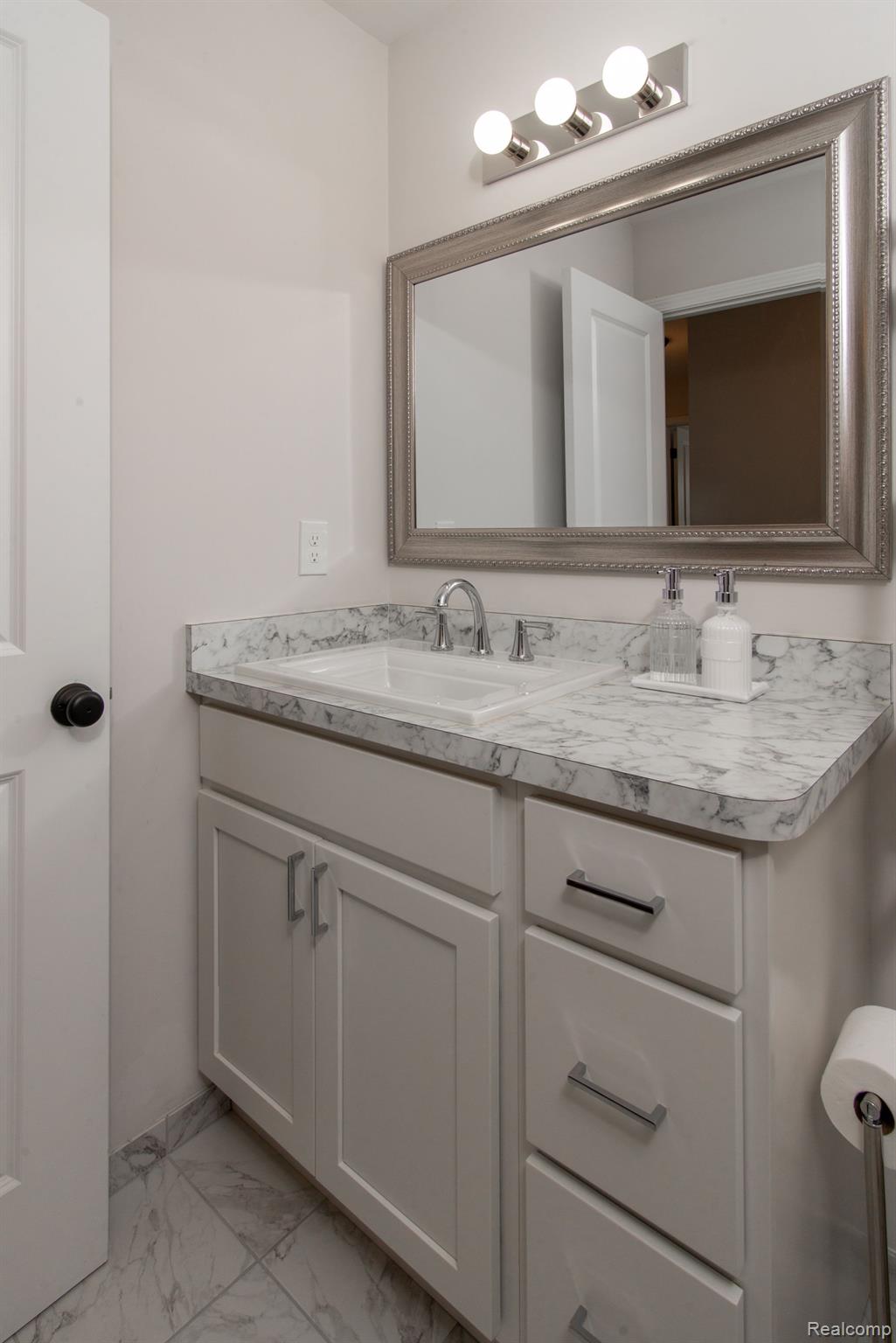 48762 Willow Road Belleville, MI 48111 - Photo 21 of 30 Gallery Image 21