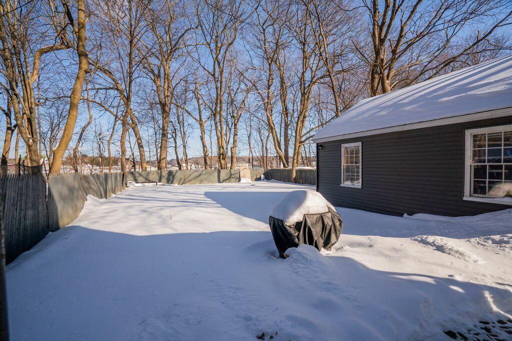 89 Whitney Street Auburn, ME 04210 - Photo 37 of 40 42_DSC03241-1