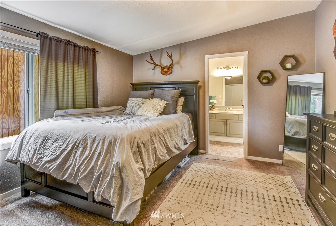 12719 East Macs Loop Road Granite Falls, WA 98252 - Photo 11 of 23 Gallery Image 11
