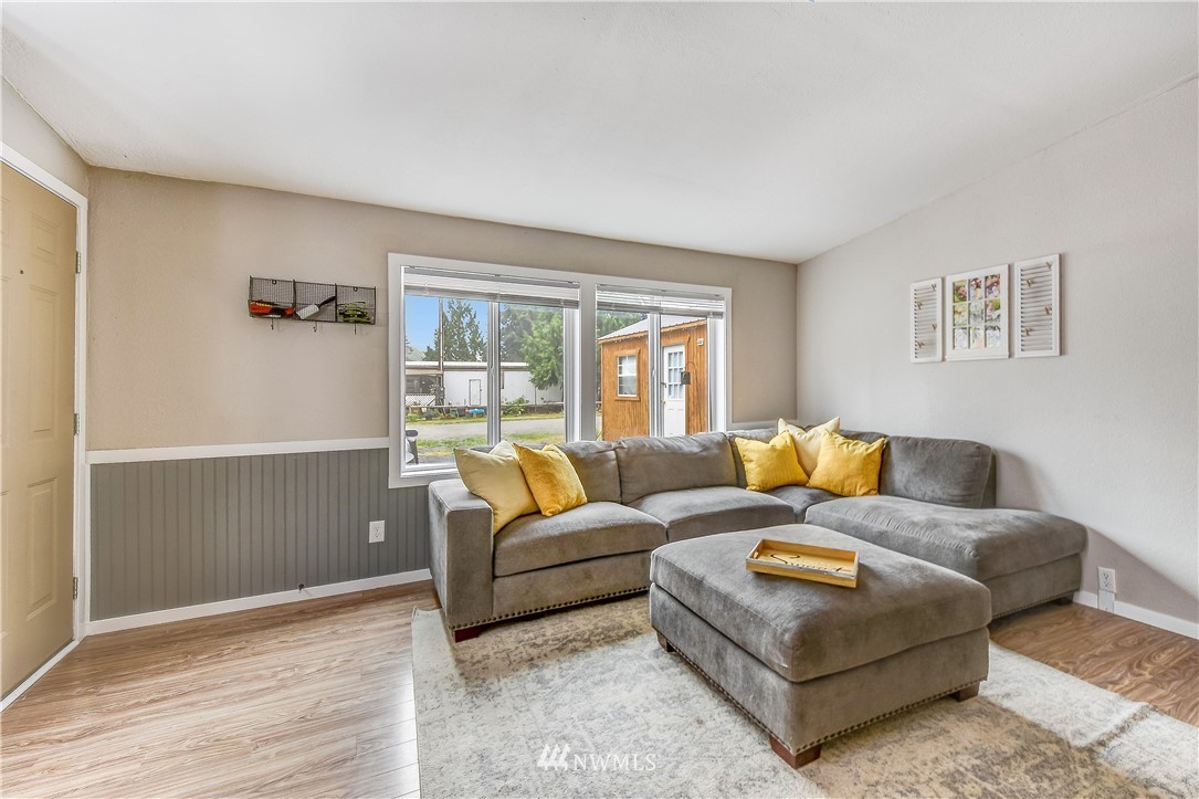 12719 East Macs Loop Road Granite Falls, WA 98252 - Photo 3 of 23 Gallery Image 3