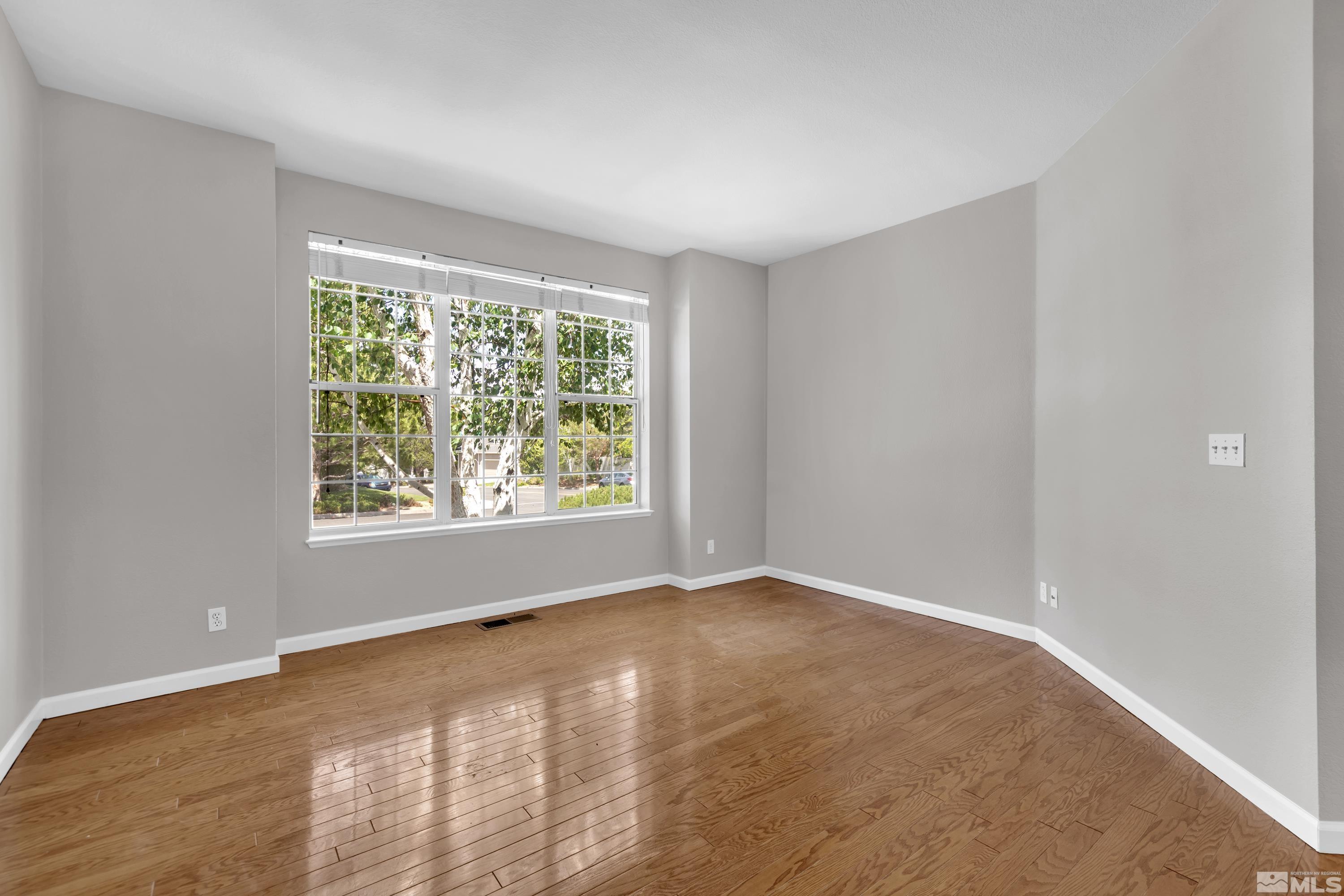 4741 Ellicott Way Reno, NV 89519 - Photo 7 of 40 Photo 7