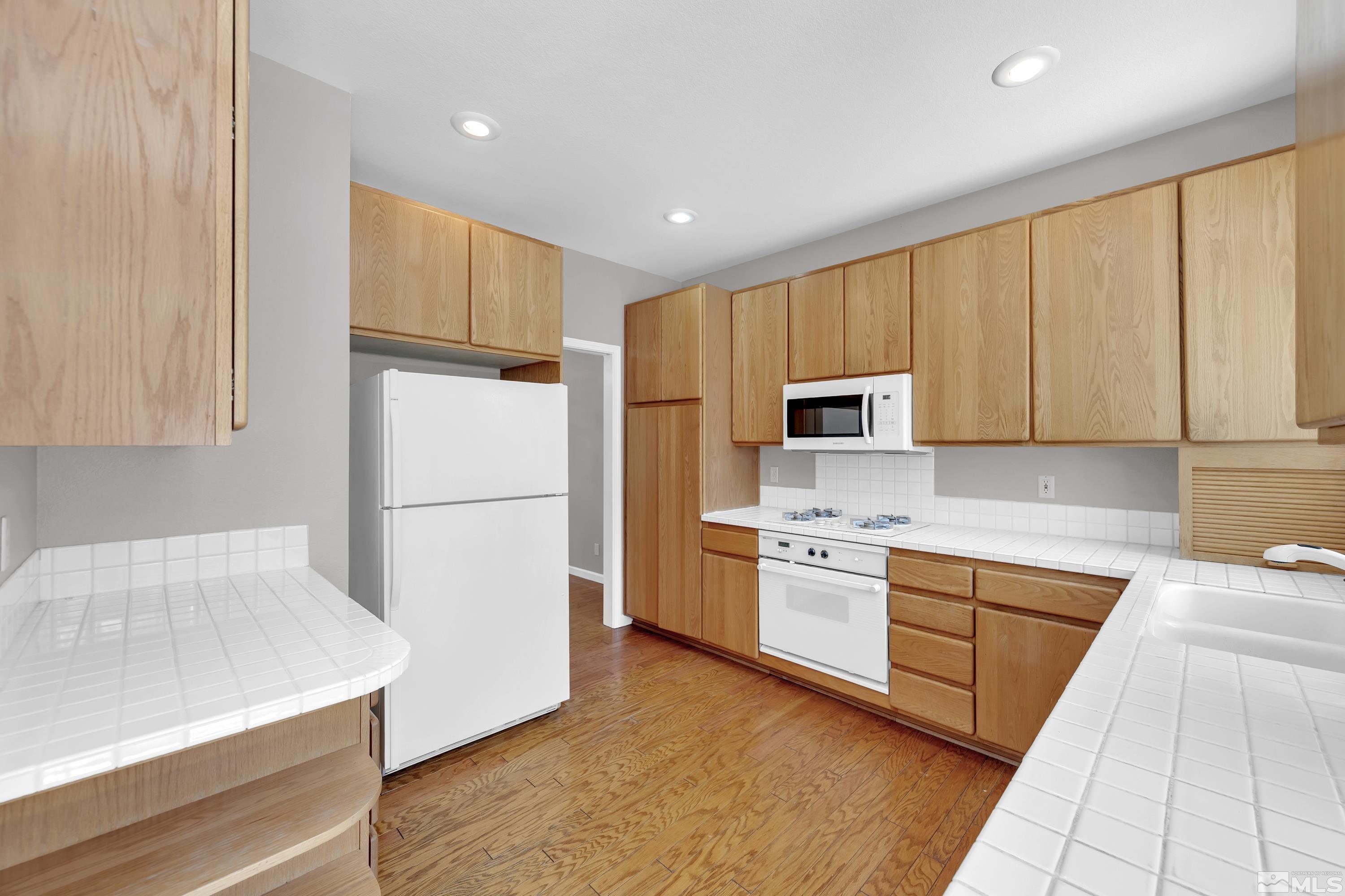 4741 Ellicott Way Reno, NV 89519 - Photo 10 of 40 Photo 10
