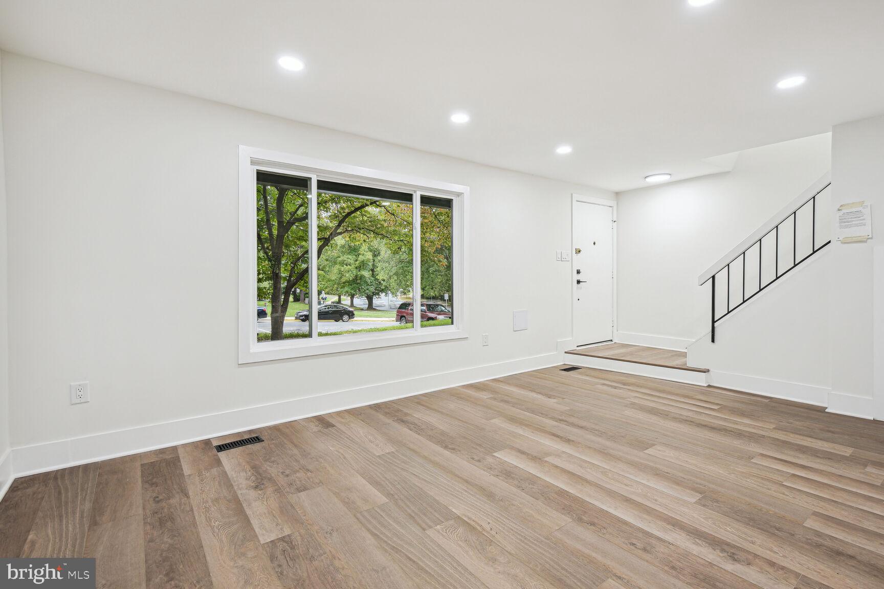 9102 Centerway Road Gaithersburg, MD 20879 - Photo 7 of 30