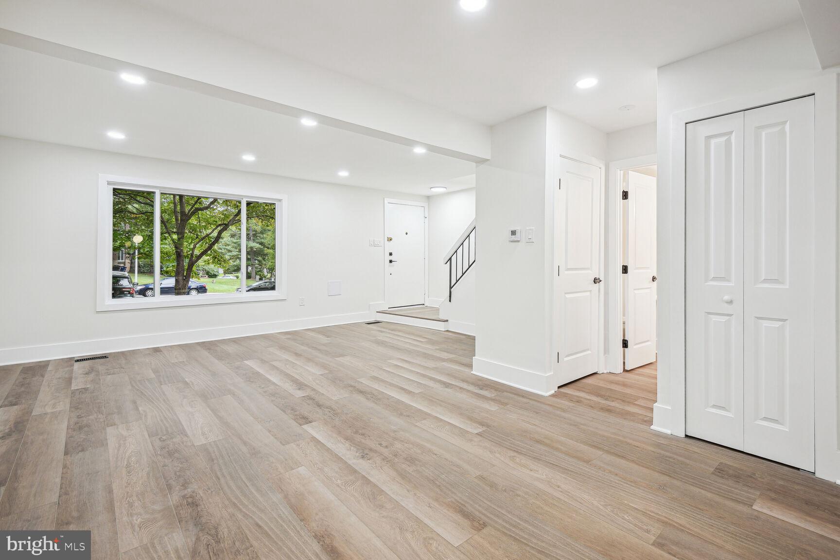 9102 Centerway Road Gaithersburg, MD 20879 - Photo 8 of 30