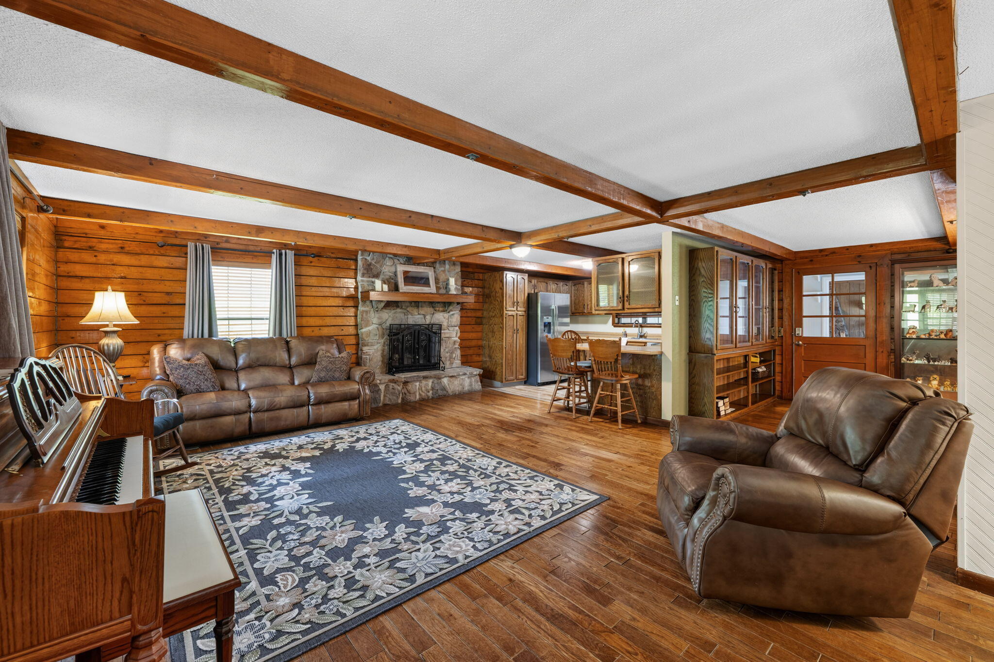 407 White Road Chattanooga, TN 37421 - Photo 15 of 64 Enjoy family gatherings here!