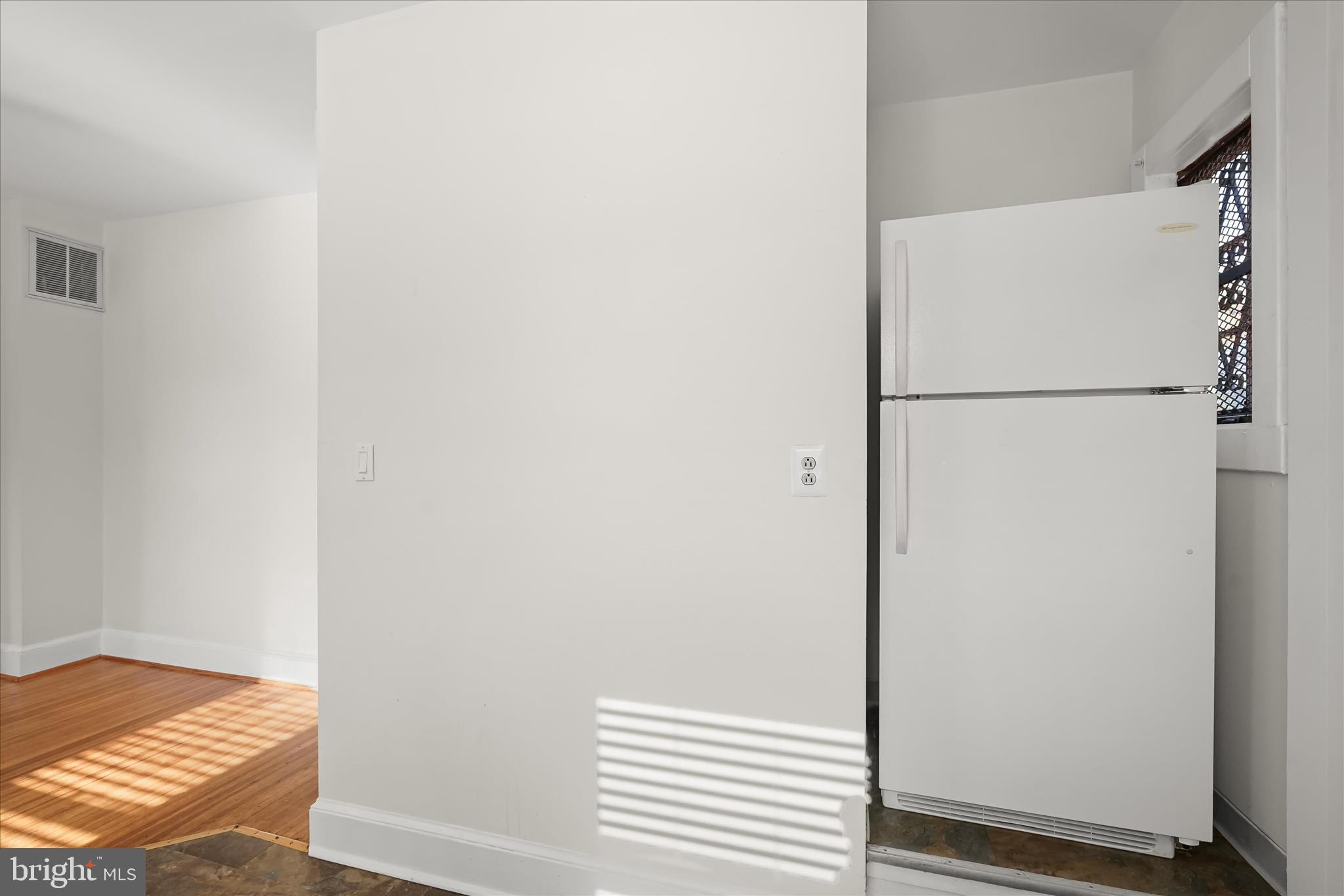1342 Hamlin Street Northeast Washington, DC 20017 - Photo 11 of 32 a view of bedroom