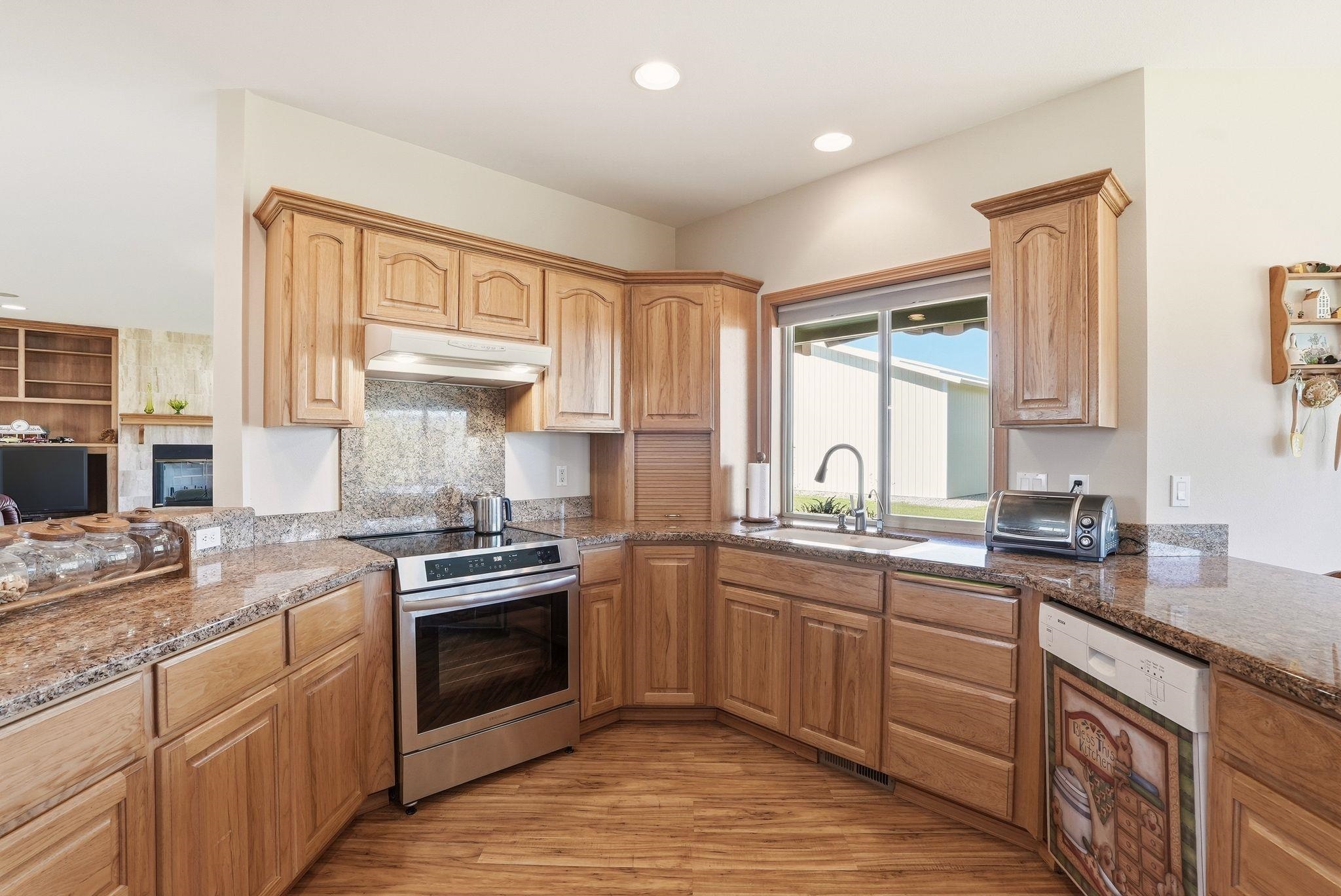 13712 South Madison Road Valleyford, WA 99036 - Photo 8 of 50