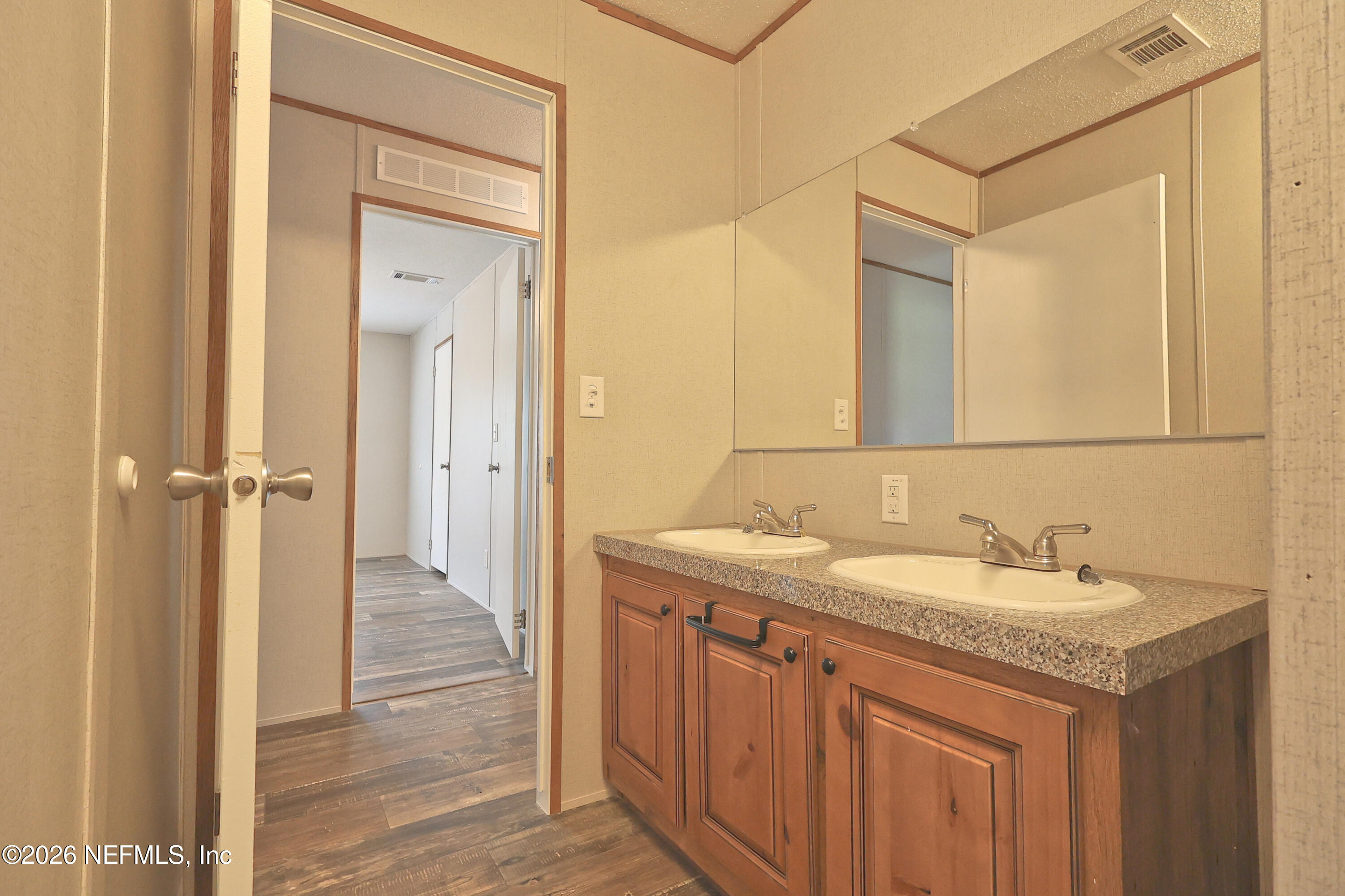 3448 Driver Lane Middleburg, FL 32068 - Photo 26 of 42 Hall Bath