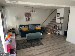 402 Shetland Road Darby, PA 19023 - Photo 7 of 34 Gallery Image 7