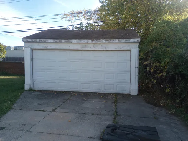 $2,000 | 29228 Marshall Street, Southfield, MI 48076